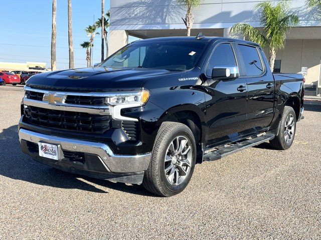 2024 Chevrolet Silverado 1500 LT photo 3