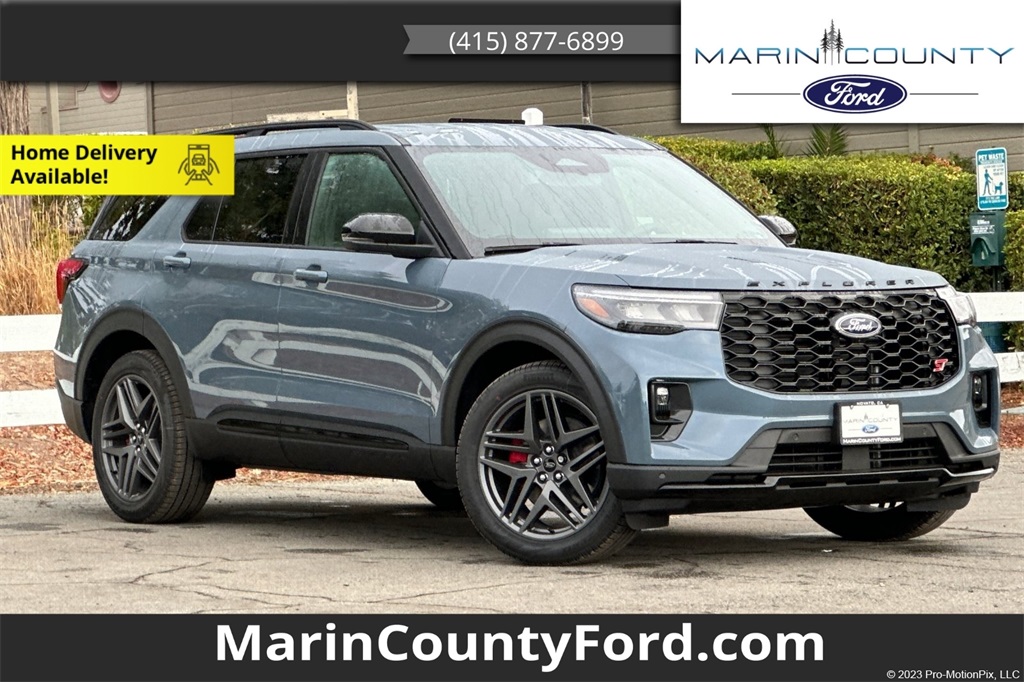 2025 Ford Explorer ST's photo