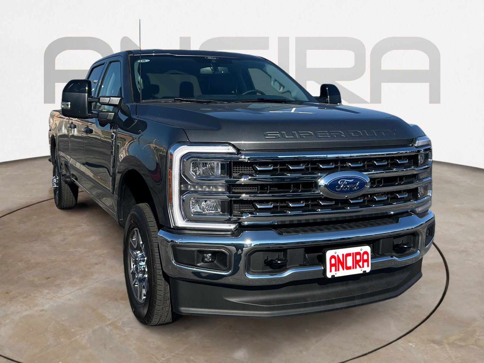 2026 Ford F-350 Lariat photo 3