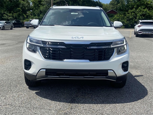 2025 Kia Seltos S photo 4