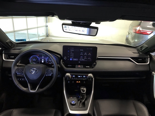 2023 Toyota RAV4 Hybrid XSE photo 15