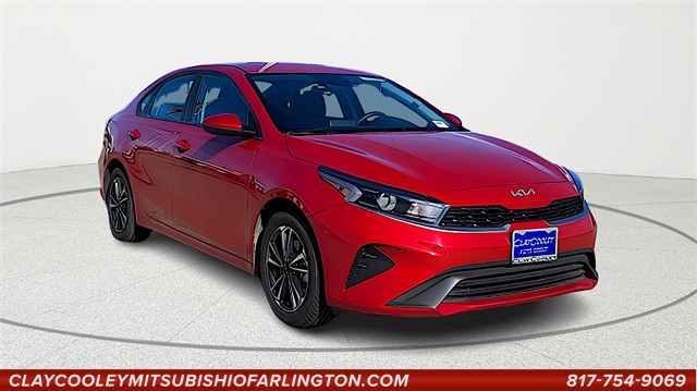 2024 Kia Forte LXS's photo