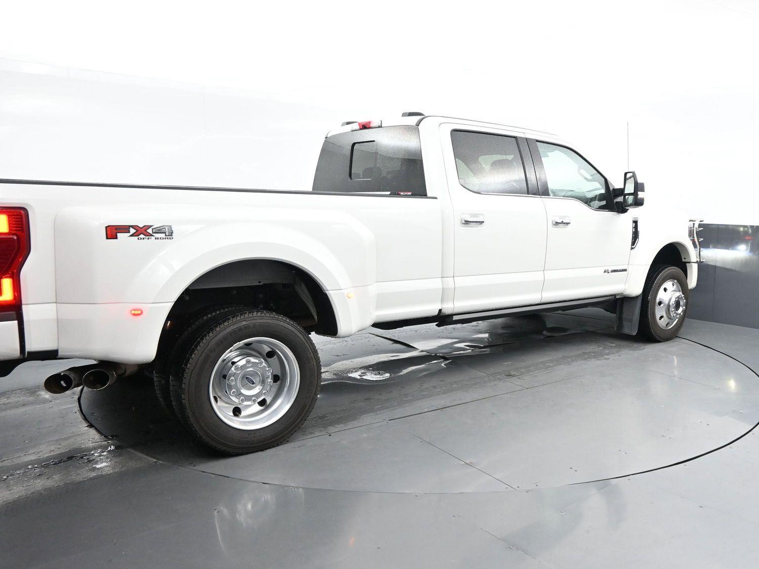 2022 Ford F-450 Platinum photo 6