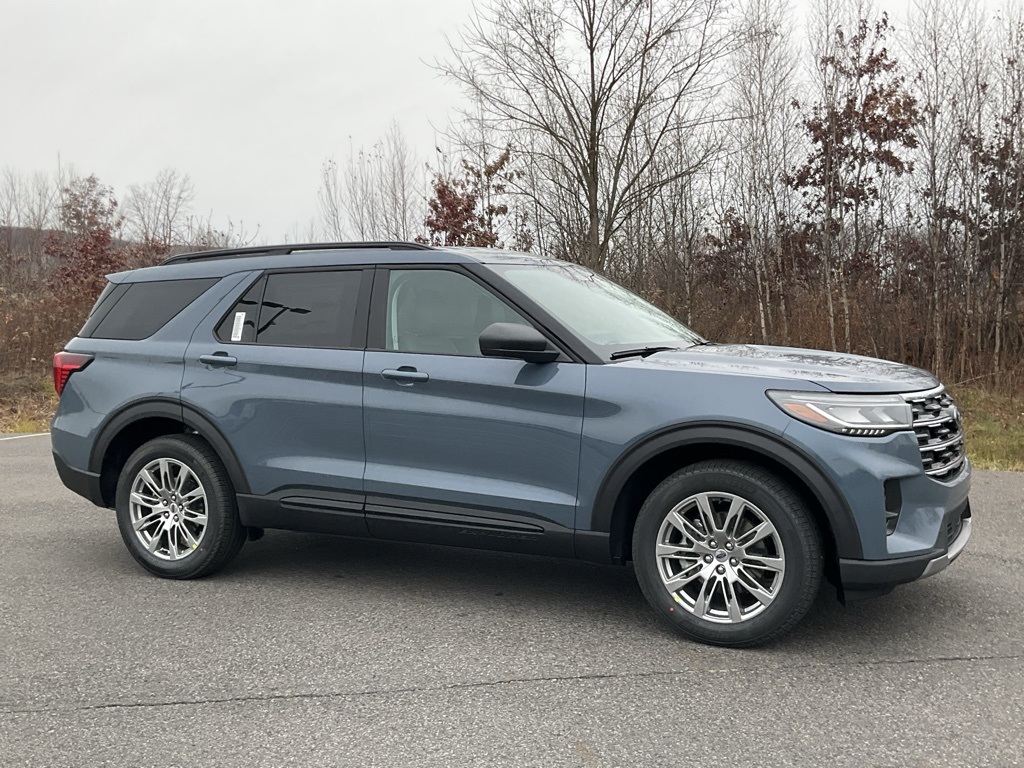 2026 Ford Explorer Active's photo