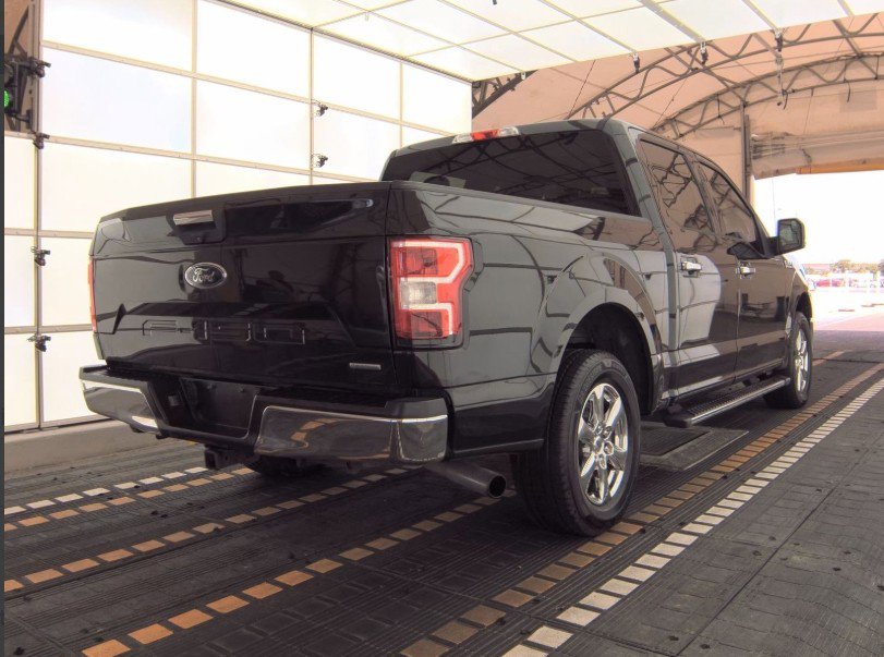 2019 Ford F-150 XLT photo 2