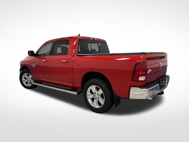 2017 Ram 1500 SLT photo 3