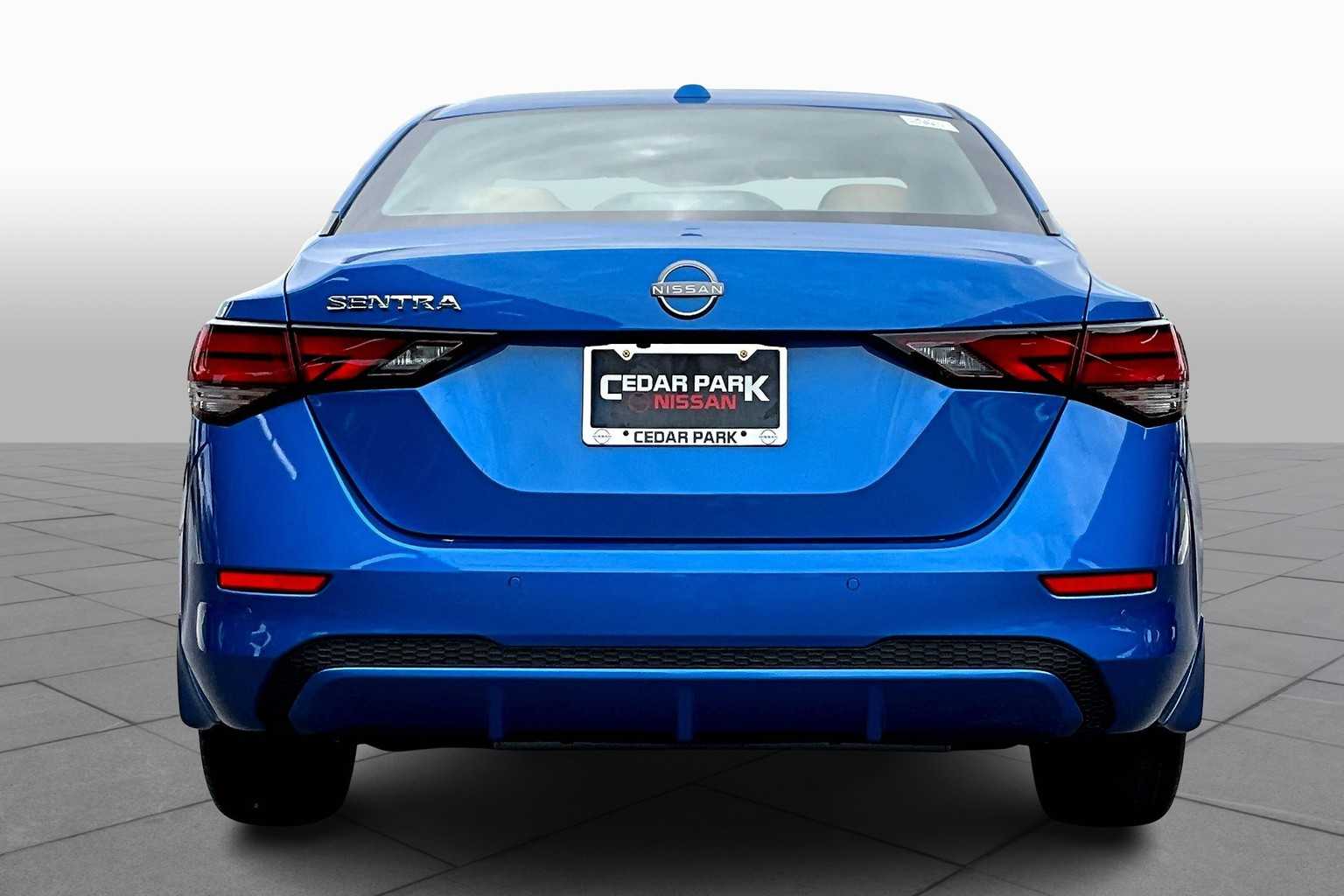 2025 Nissan Sentra SV photo 4