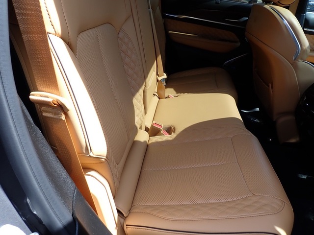 2022 Jeep Grand Cherokee Summit photo 13