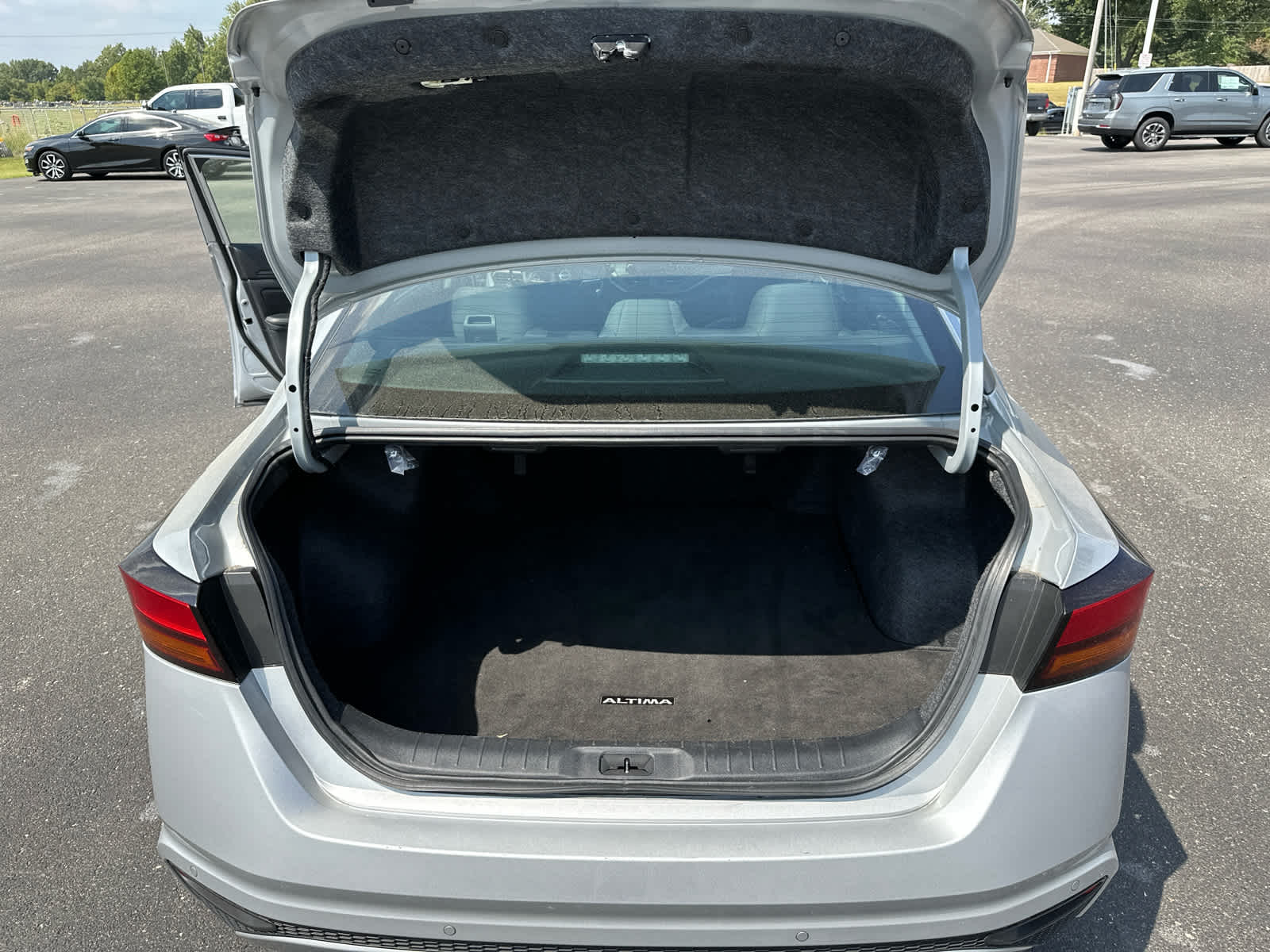 2024 Nissan Altima 2.5 SV photo 20