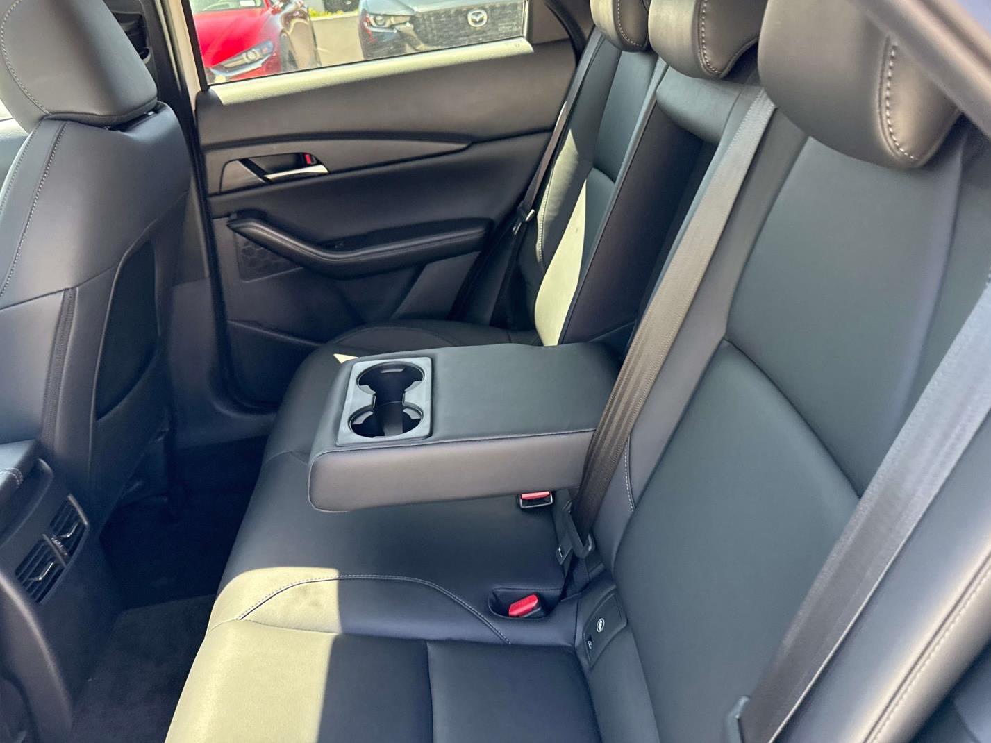 2025 Mazda CX-30 2.5 S Preferred photo 15