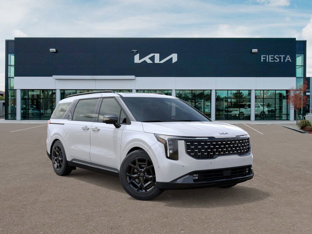 2026 Kia Carnival SX photo 4