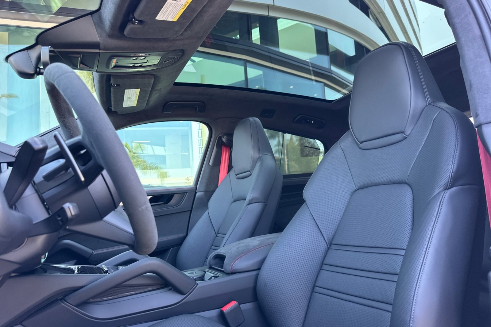 2026 Porsche Cayenne GTS Coupe photo 6