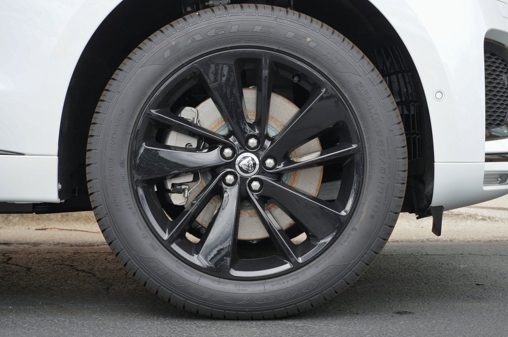 2026 JAGUAR F-PACE - Image 8