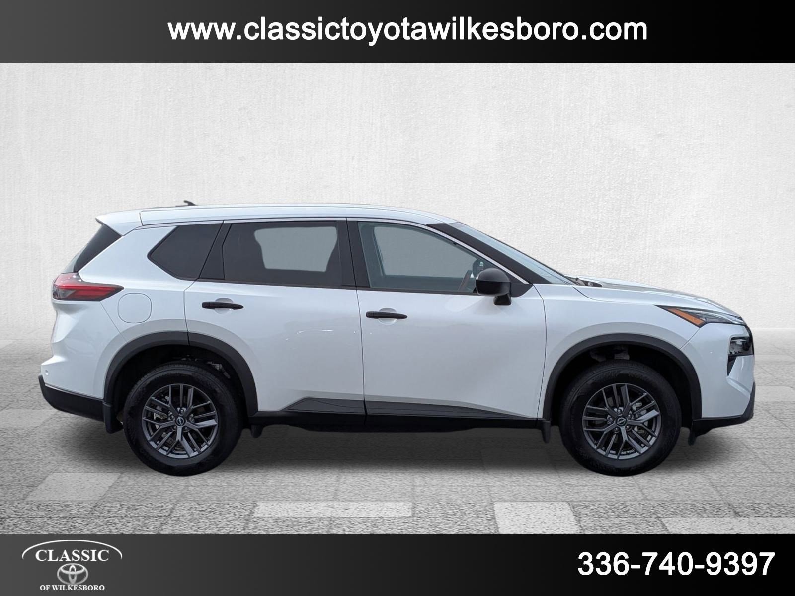 2024 Nissan Rogue S photo 4