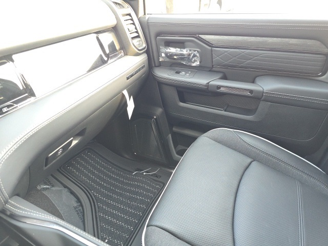 2026 Ram 2500 Limited photo 30