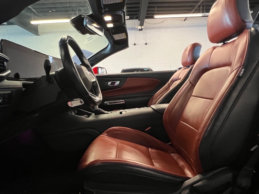 2024 Ford Mustang EcoBoost Premium photo 8