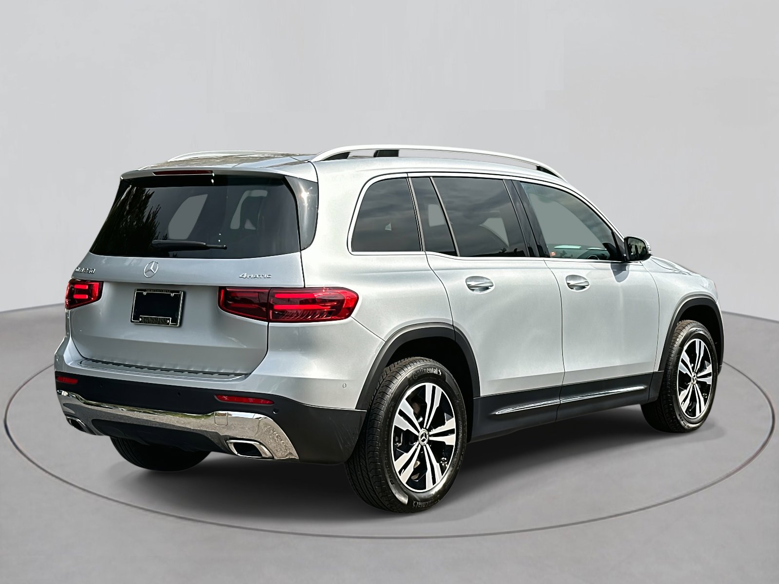 2025 Mercedes Benz GLB 250 4MATIC photo 4