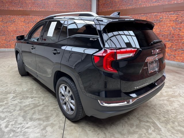 2022 Gmc Terrain SLT photo 2