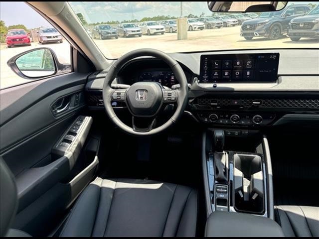 2025 Honda Accord Hybrid EX-L photo 11