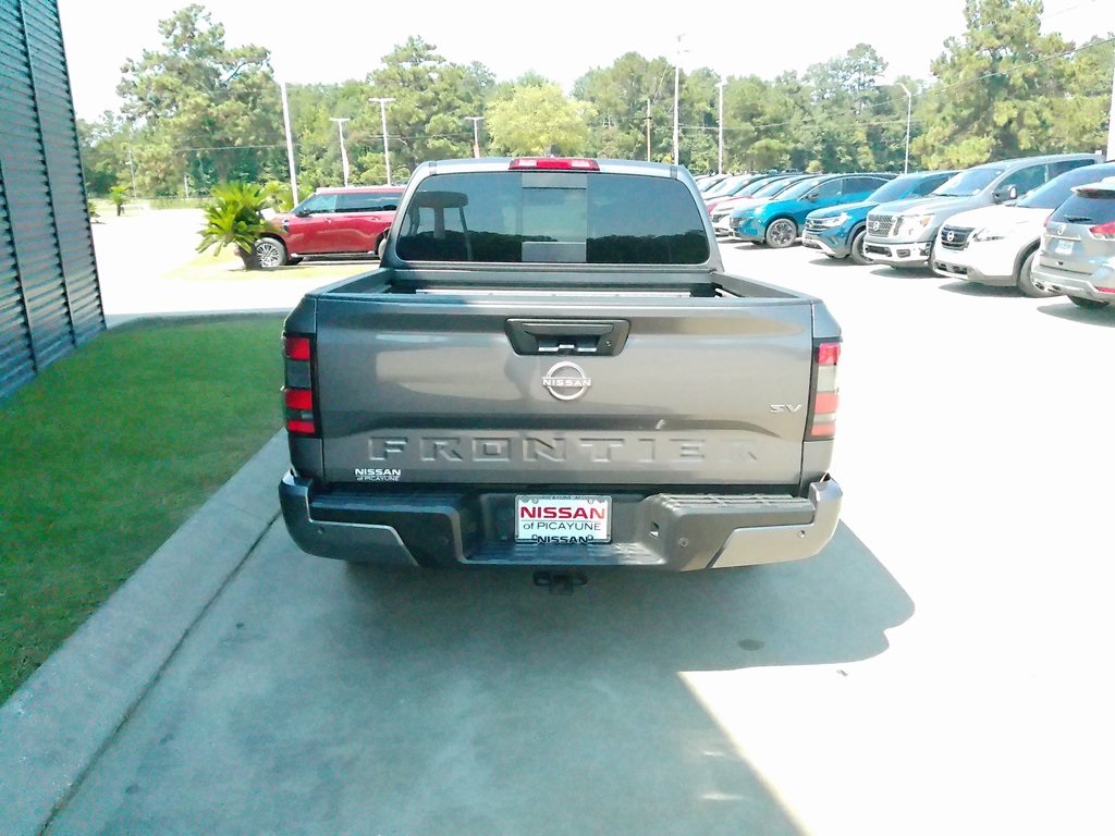 2024 Nissan Frontier SV photo 4