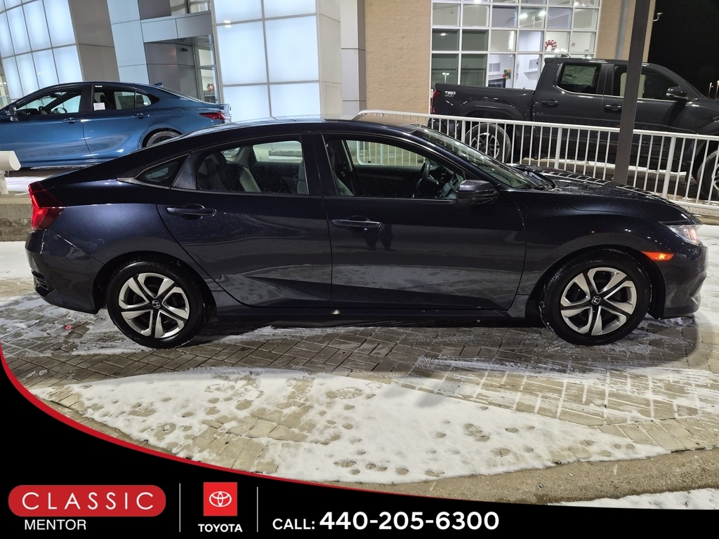 2017 Honda Civic LX's photo