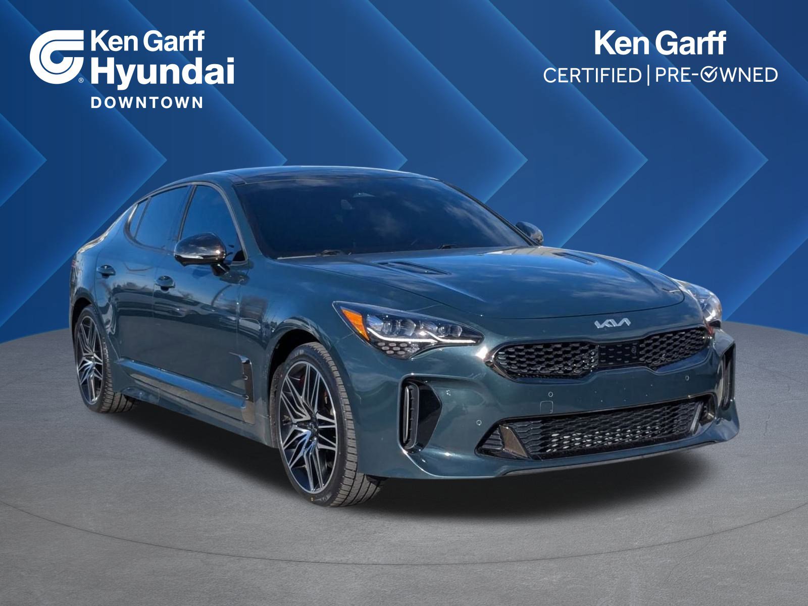 2023 Kia Stinger GT2's photo