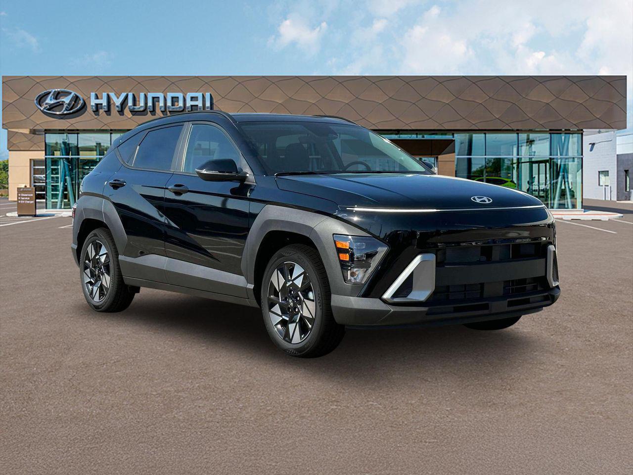 2025 Hyundai Kona SEL photo 2