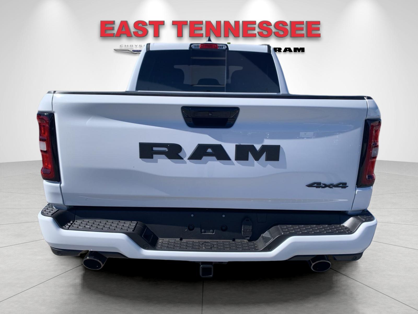 2025 Ram 1500 Tradesman photo 3