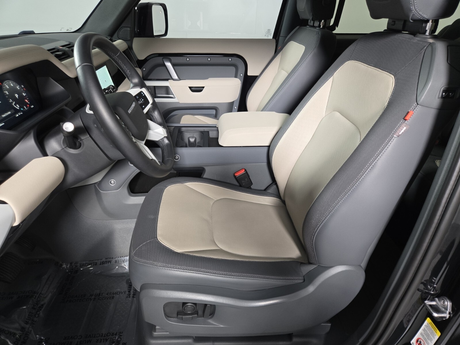 2023 Land Rover Defender 90 X-Dynamic SE photo 8