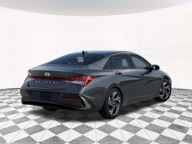 2025 Hyundai Elantra SEL Convenience photo 4