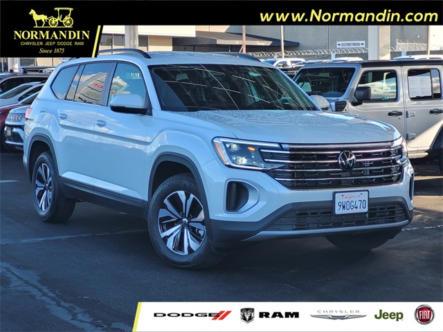 2026 Volkswagen Atlas SE's photo