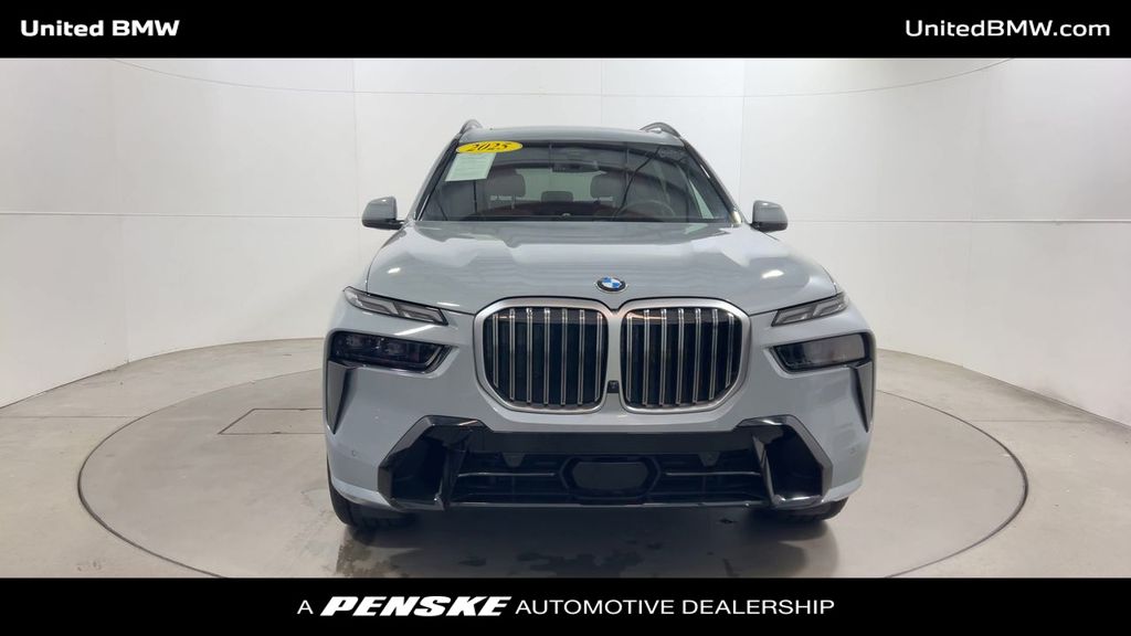 2025 Bmw X7 xDrive40i photo 3