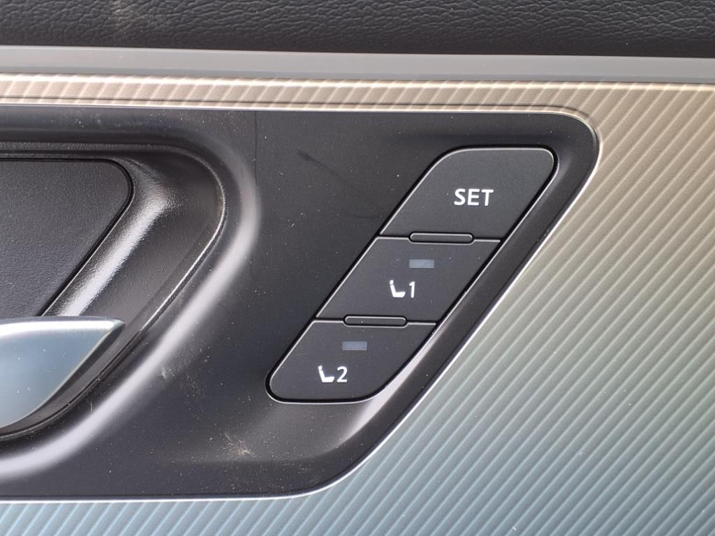 2025 Nissan Murano SL photo 4