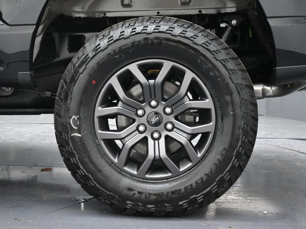 2025 Ford F-150 Tremor photo 32