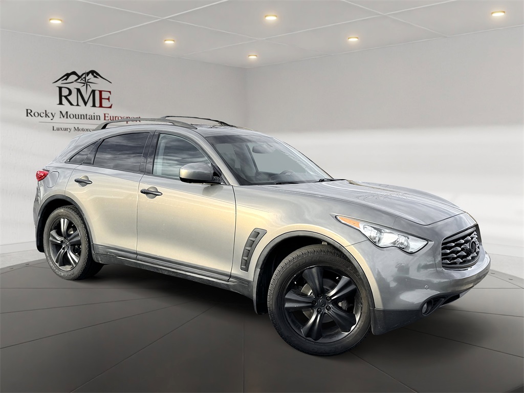 2011 INFINITI FX 35's photo