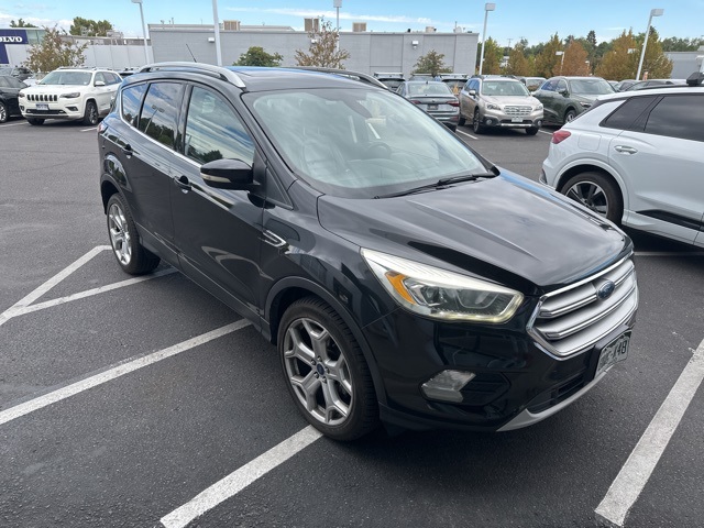 2017 Ford Escape Titanium photo 2