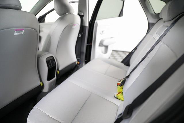 2026 Hyundai Kona SEL photo 16
