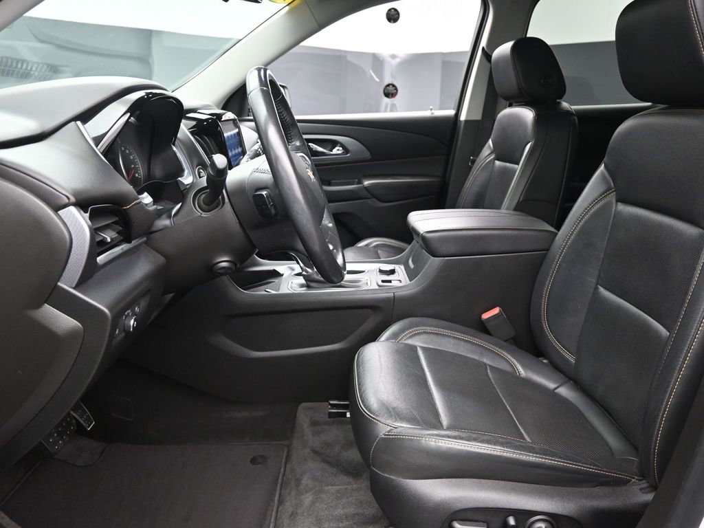 2020 Chevrolet Traverse Premier photo 13