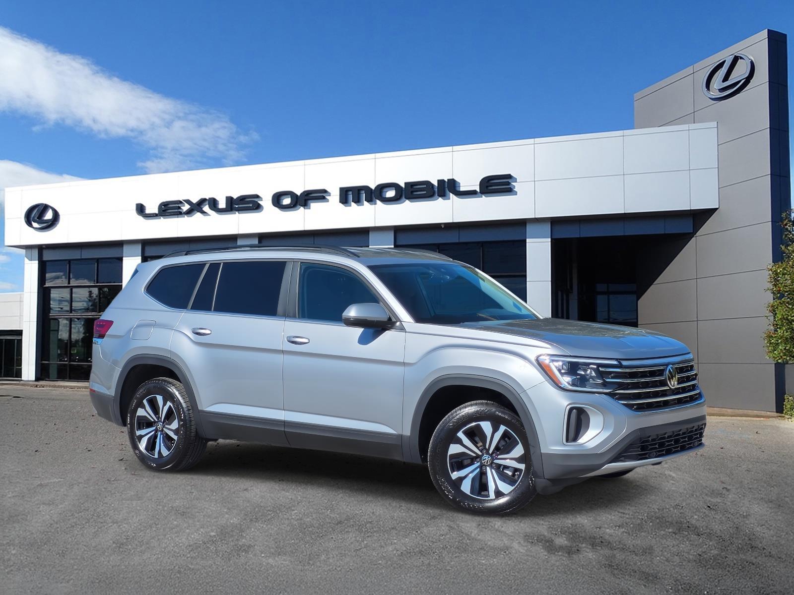 2024 Volkswagen Atlas SE's photo