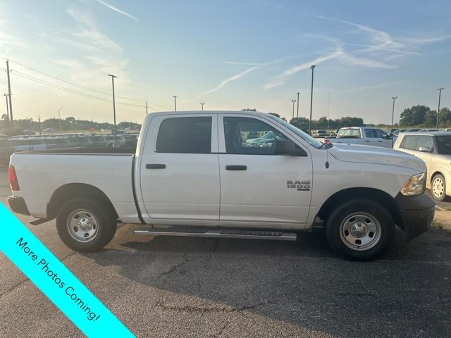 2019 Ram 1500 Classic Tradesman photo 3