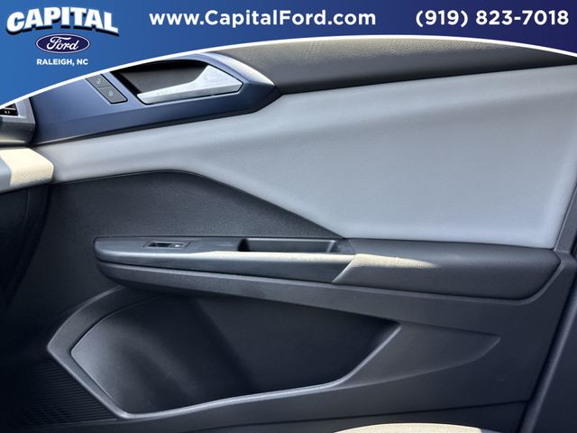 2022 Volkswagen Taos SE photo 25