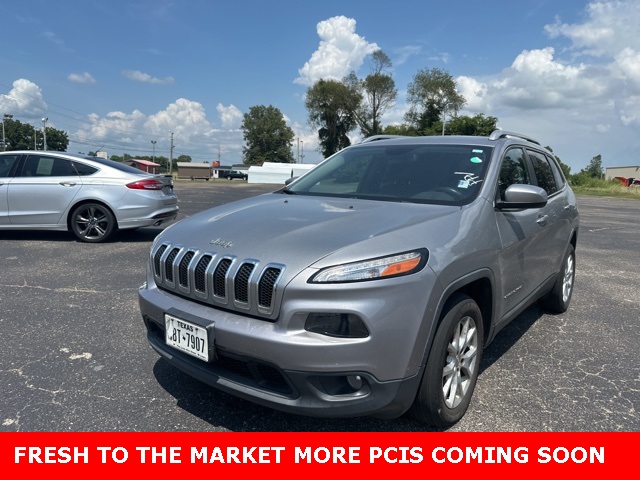 Used 2017 Jeep Cherokee Latitude with VIN 1C4PJLCB3HW623938 for sale in Union City, TN