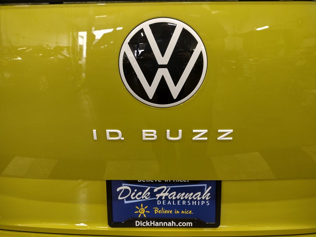 2025 Volkswagen ID. Buzz photo 14