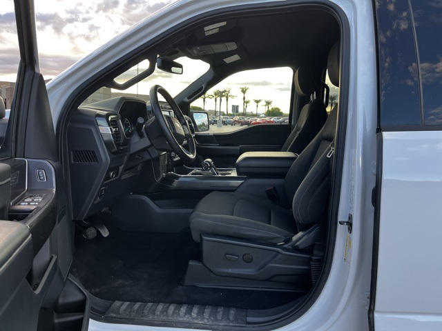 2023 Ford F-150 XLT photo 14
