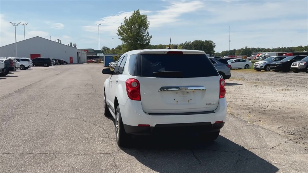 2015 Chevrolet Equinox LS photo 6