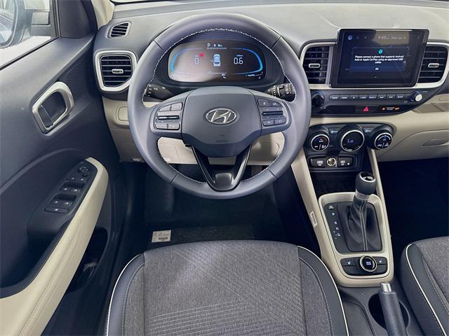 2025 Hyundai Venue Limited photo 31