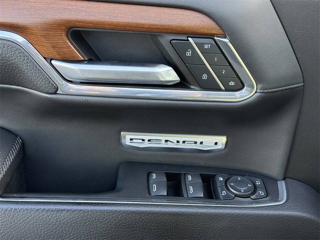 2023 GMC SIERRA - Image 14