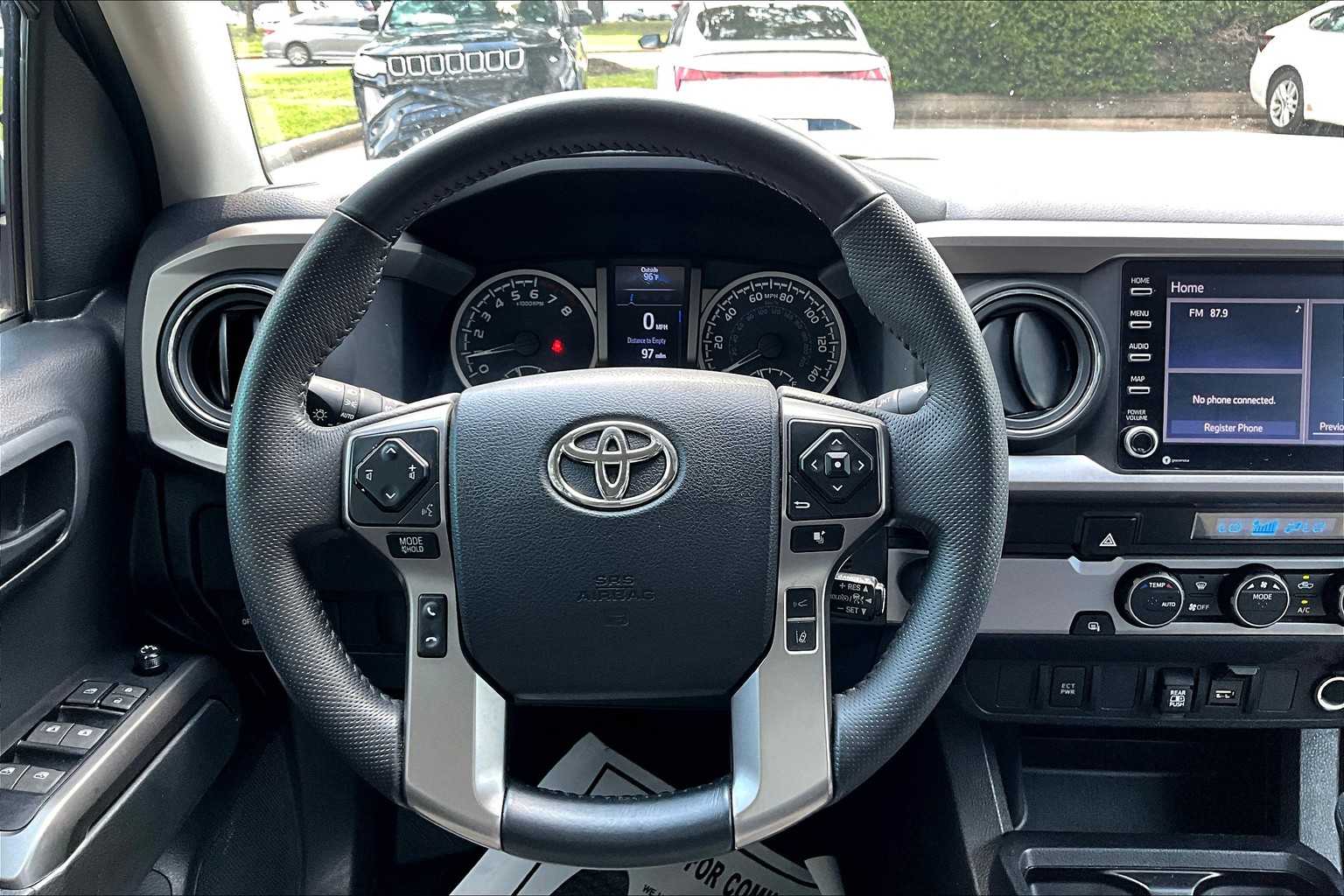 2023 Toyota Tacoma SR5 photo 5