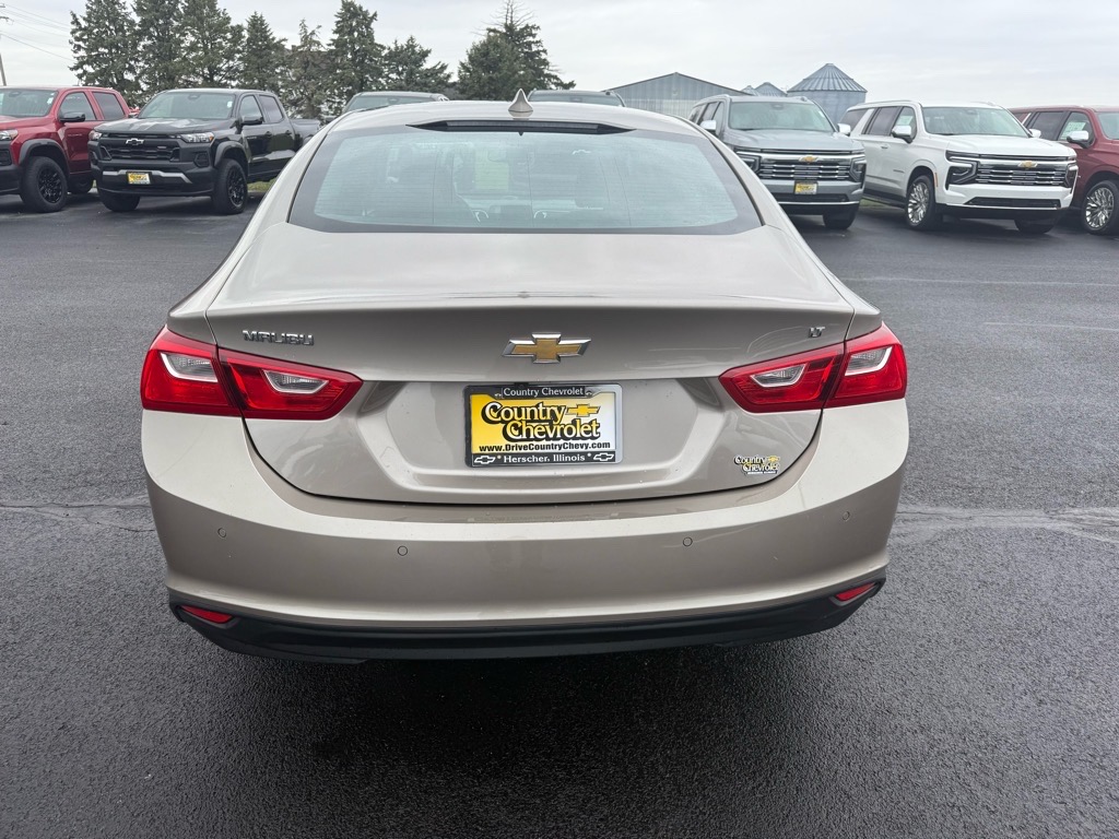 2024 Chevrolet Malibu 1LT photo 4