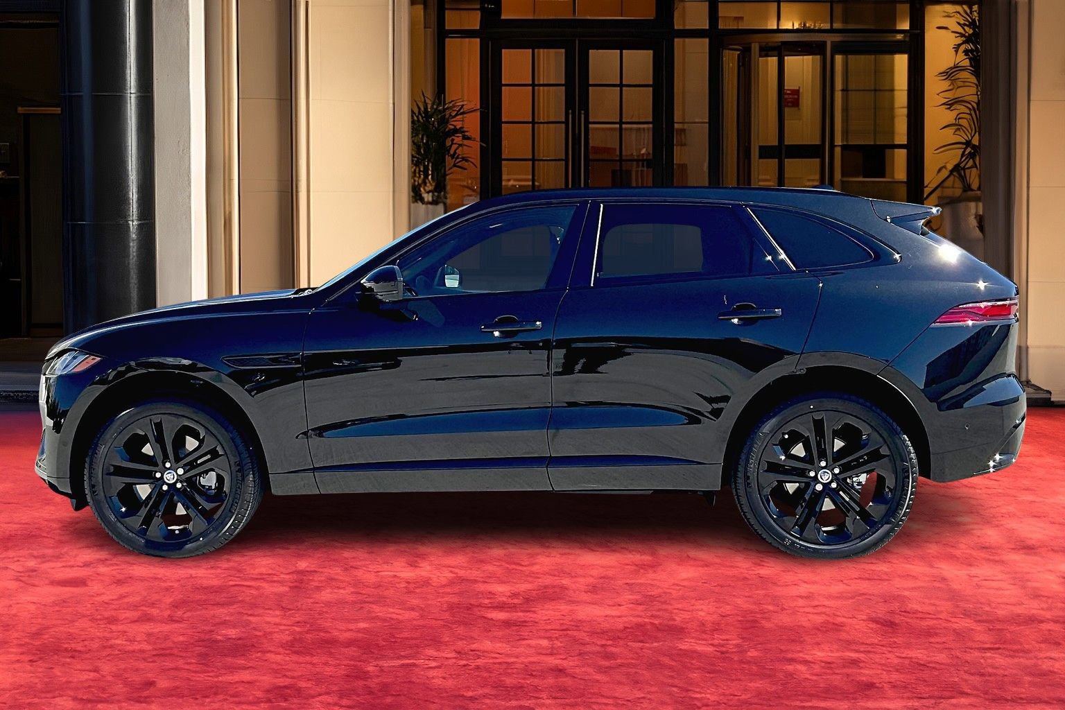 2026 Jaguar F-PACE P250 R-Dynamic S photo 2